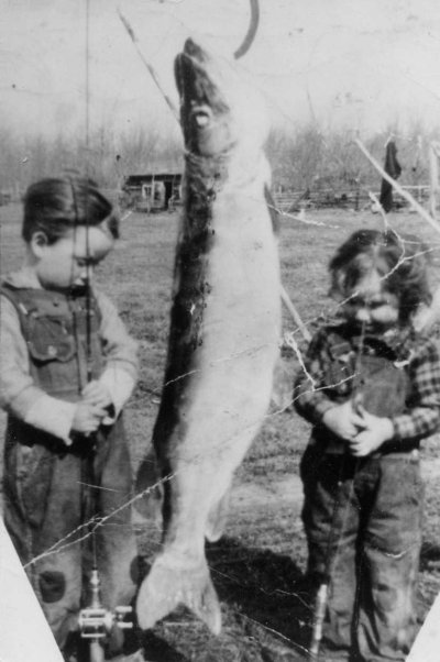 1939 – Fred Kirk’s Prize was a Musky that weighed 72 pounds
